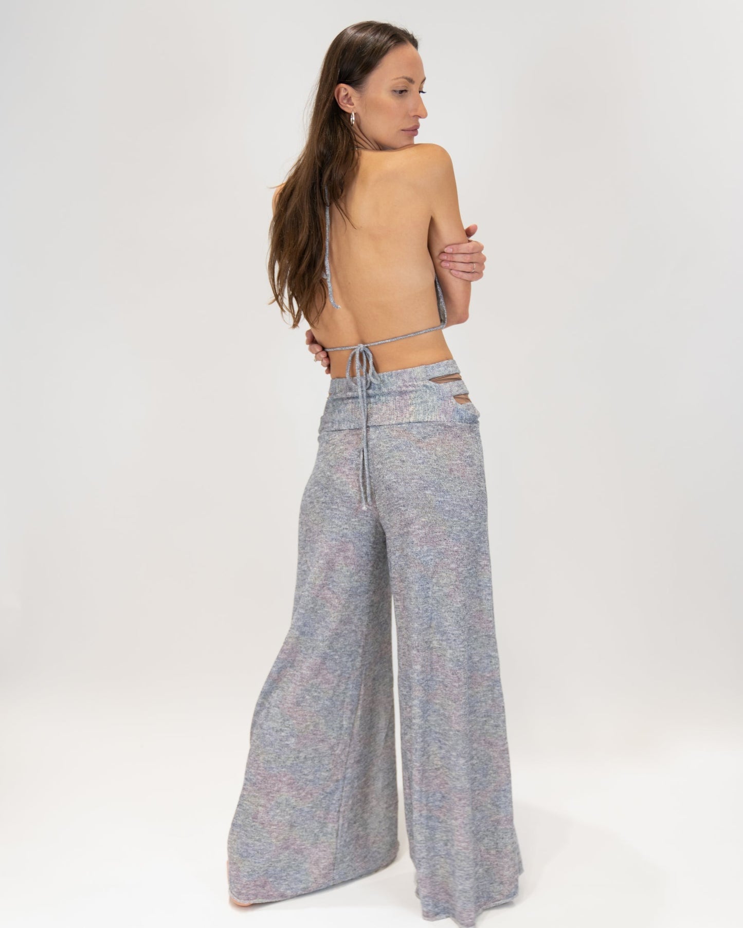 Shimmering scoop neck top and Slit Pants