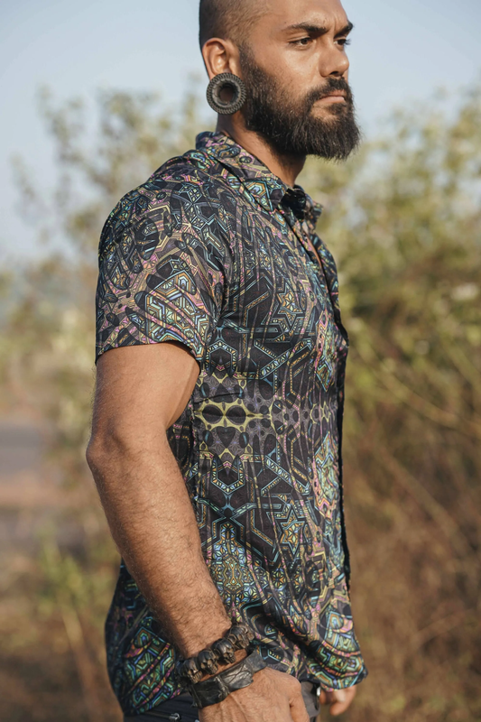 MIND FLARE | Men's Bamboo Shirts | Psychedelic Glitch Pattern Shirt