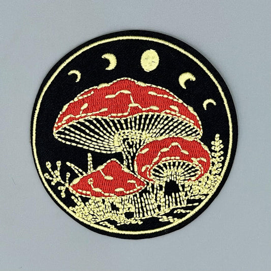 Patch Mushroom and moon phases